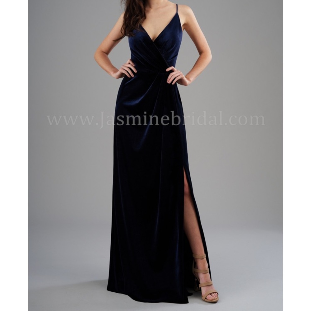 NEW-B2 Jasmine Velvet Hunter Green Bridesmaid/Formal Gown/Dress Not Altered